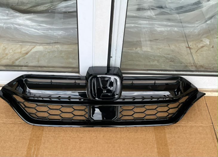 Honda Civic gloss black front grille